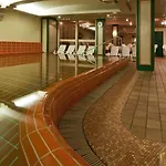 酒店 克莱恩瓦尔赛特尔套房酒店 4*