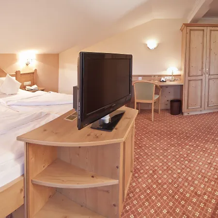 فندق Suitehotel Kleinwalsertal Hirschegg Rein