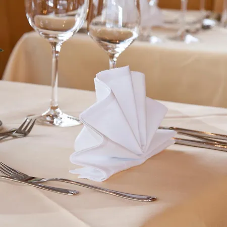 Szálloda Suitehotel Kleinwalsertal Hirschegg (Vorarlberg)