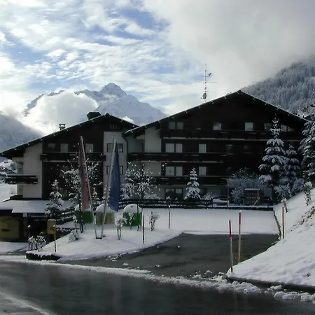 Suitehotel Kleinwalsertal 4*