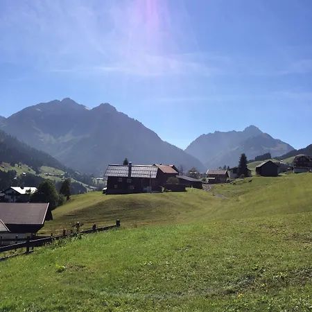 Szálloda Suitehotel Kleinwalsertal 4*